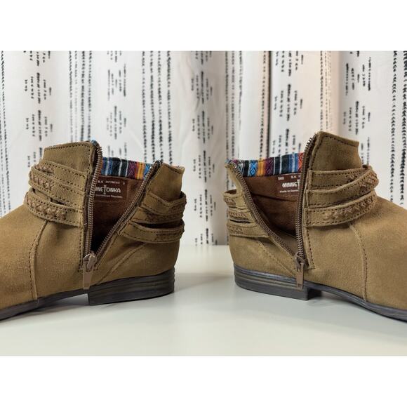 Minnetonka Womens Dixon Suede Boots 9.5 Brown Rodeo Cowgirl Country Western Boho - Picture 9 of 14